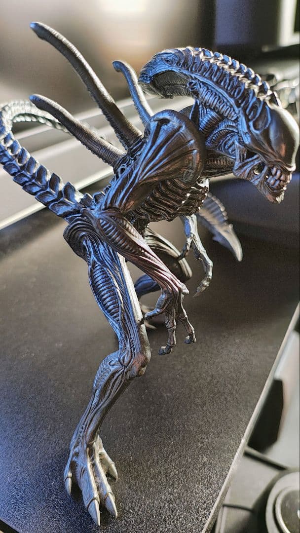 エイリアン ウォーリアー リアルフィギュア リアル彩色 - メルカリ