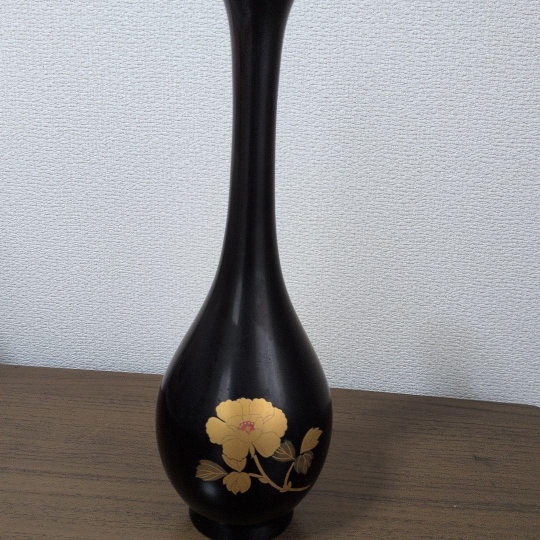 鶴首花瓶 黒地金の牡丹 昭和レトロ - メルカリ
