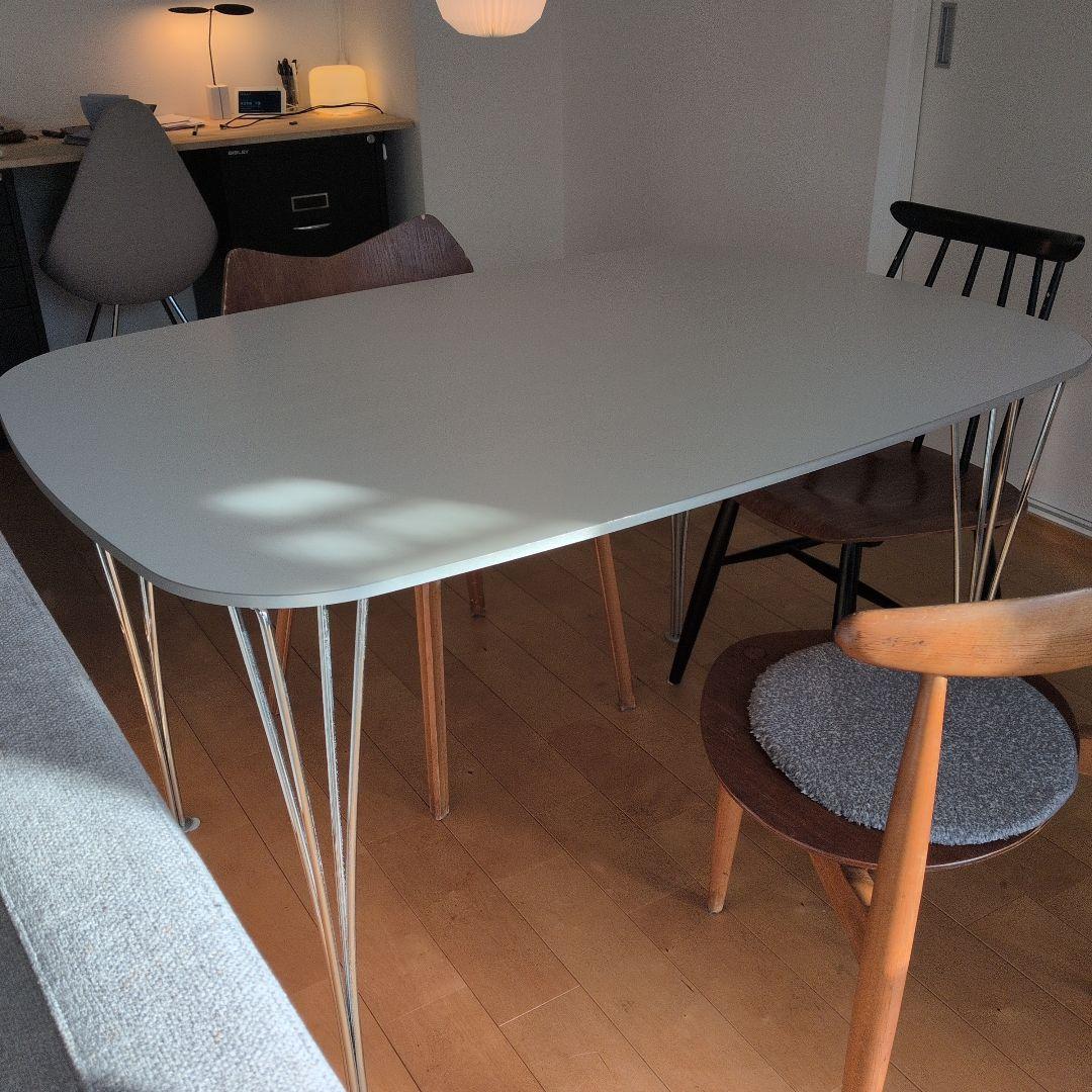 FH125 フリッツ・ハンセンテーブルホワイト ダイニング ヤコブセン