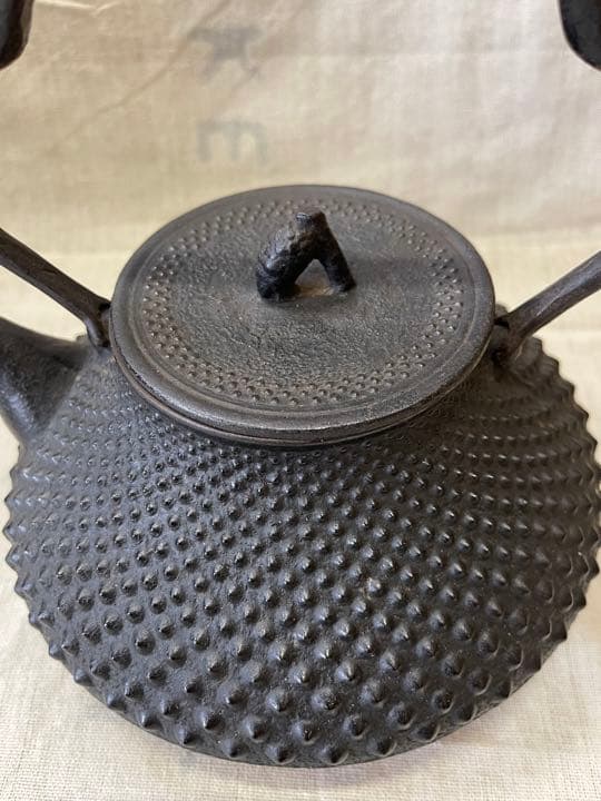 078 南部鉄器　菊泉堂　鉄瓶　1客