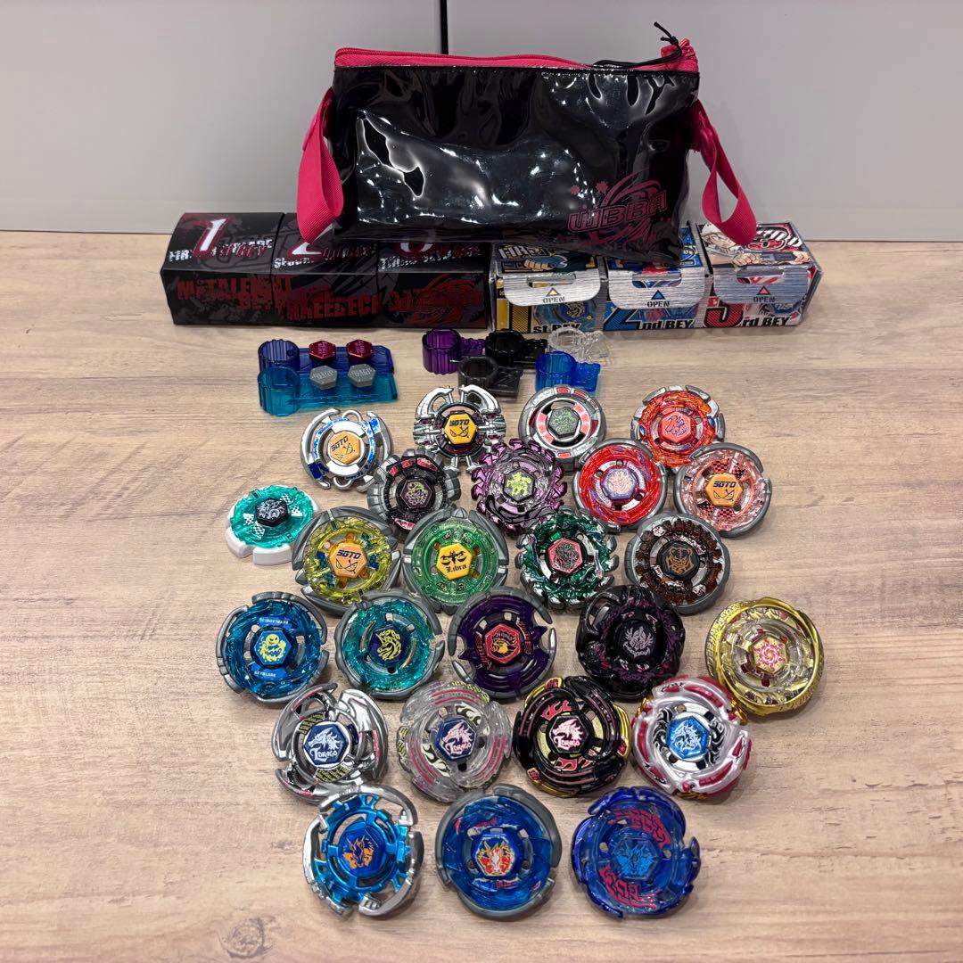 メタルファイトベイブレード　まとめ売り　スタジアム付き