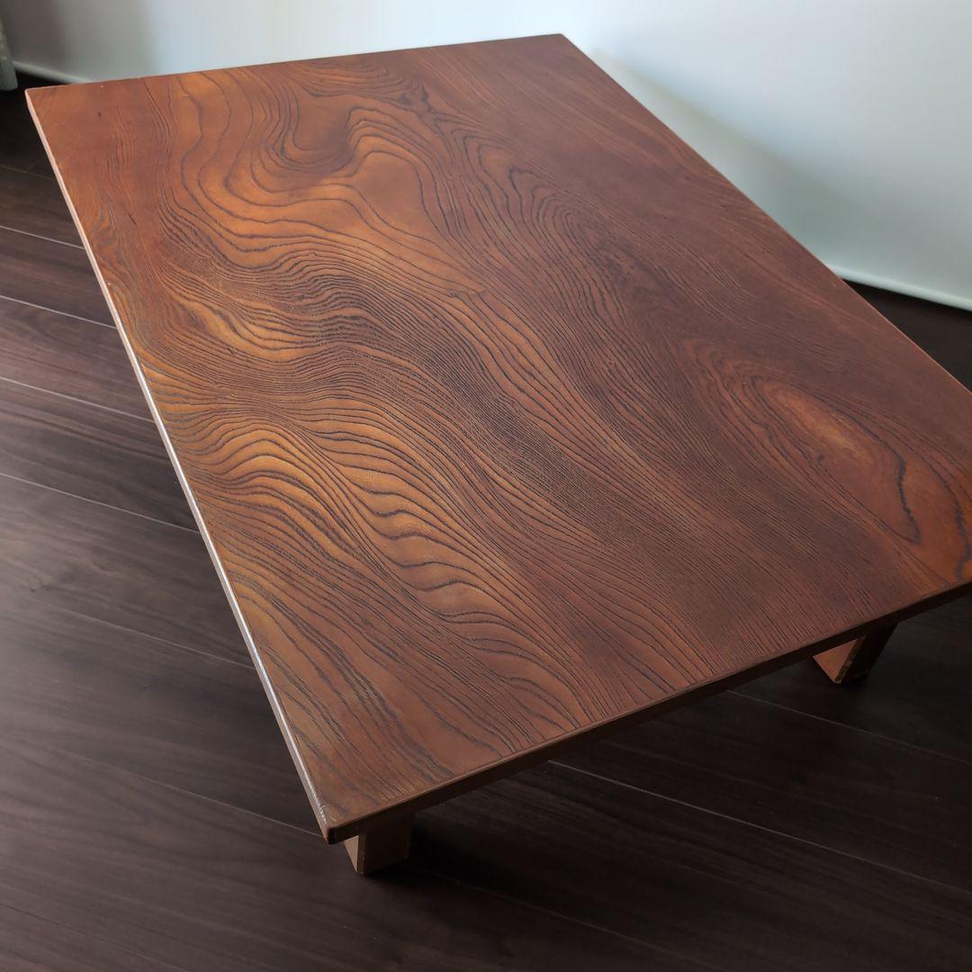 折りたたみ式の座卓