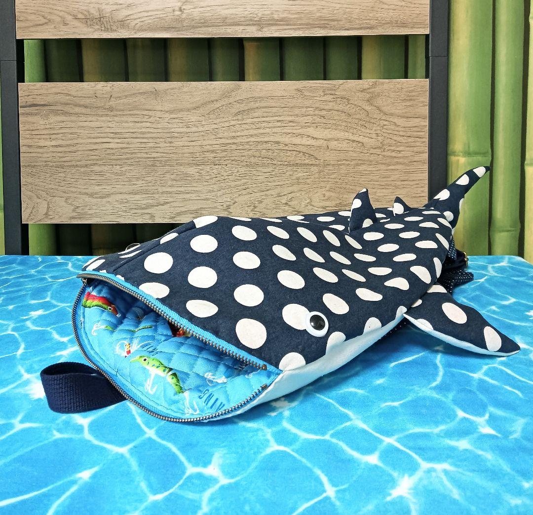 ジンベイザメ　リュックサック　ハンドメイド　鮫　水族館