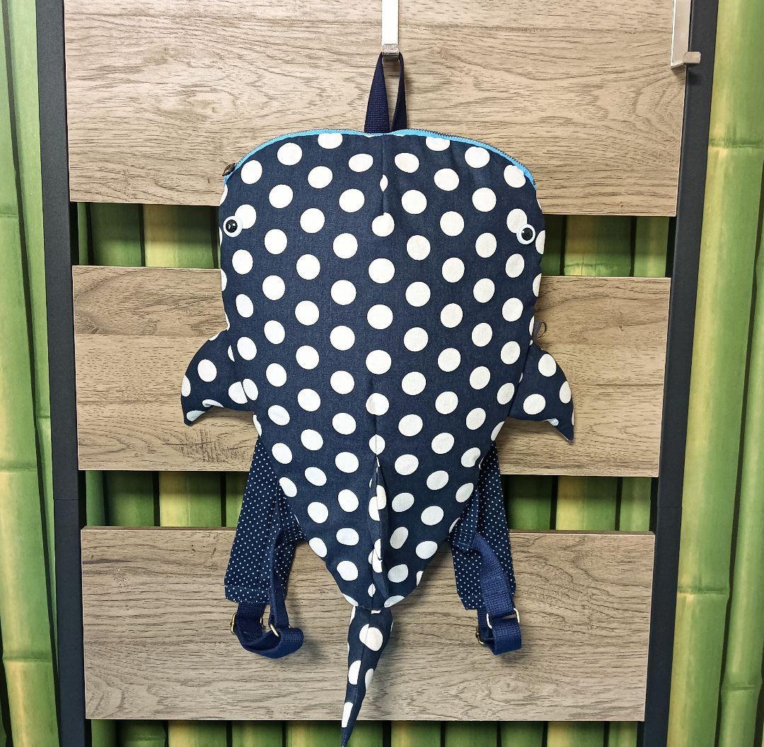 ジンベイザメ　リュックサック　ハンドメイド　鮫　水族館