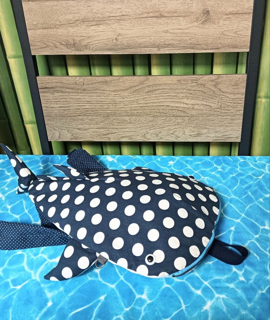 ジンベイザメ　リュックサック　ハンドメイド　鮫　水族館