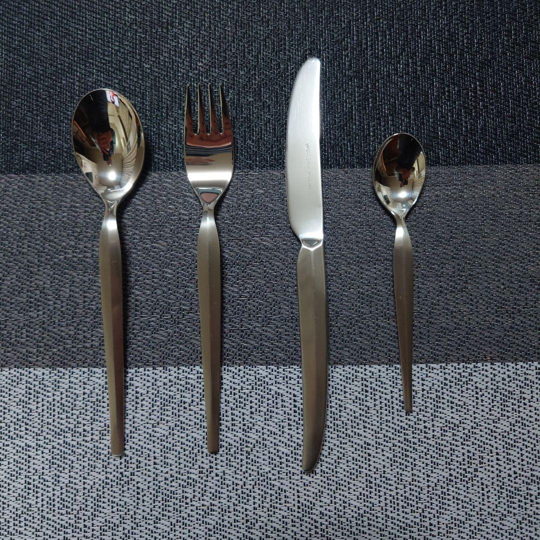 Y⑩ラッキーウッド　デラックス　カトラリーセット（24PC）