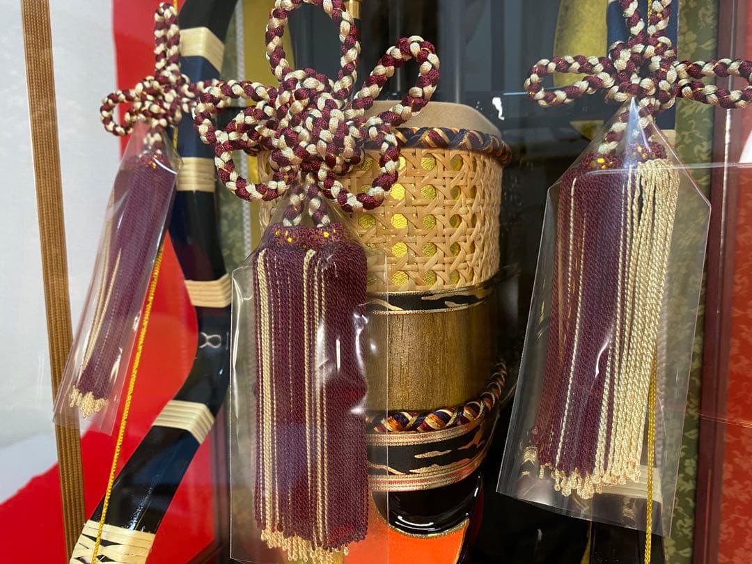 破魔弓　雅秀作　ガラスケース１８号・間口約３０×奥行約２３×高さ約６４㎝