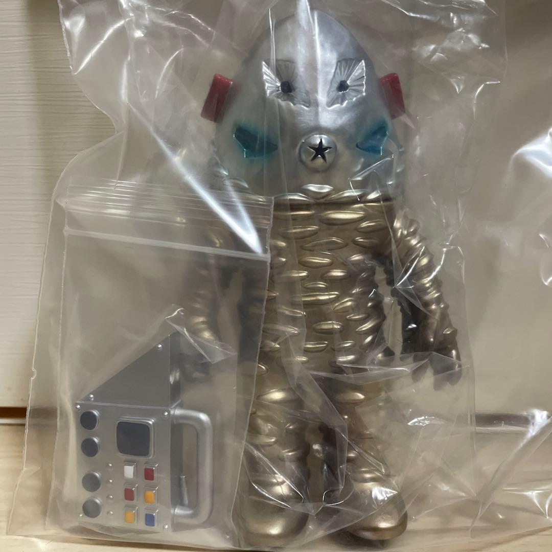 STRANGE GALLERY ソフビ ウルトラマン ザラブ星人 - メルカリ