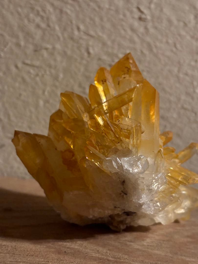 天然のオーラ　黄金の治癒者　ゴールデンヒーラー　水晶　クラスター　アーカンソー産