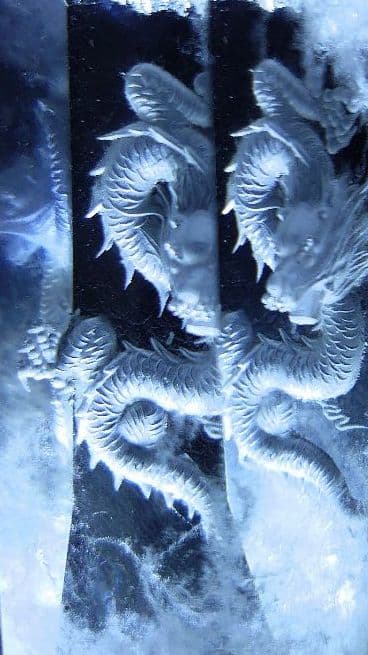 ヒマラヤ最高峰純天然水晶長大104㍉✺立体的躍動感✺五爪龍»龍の頂点君臨»裏手彫