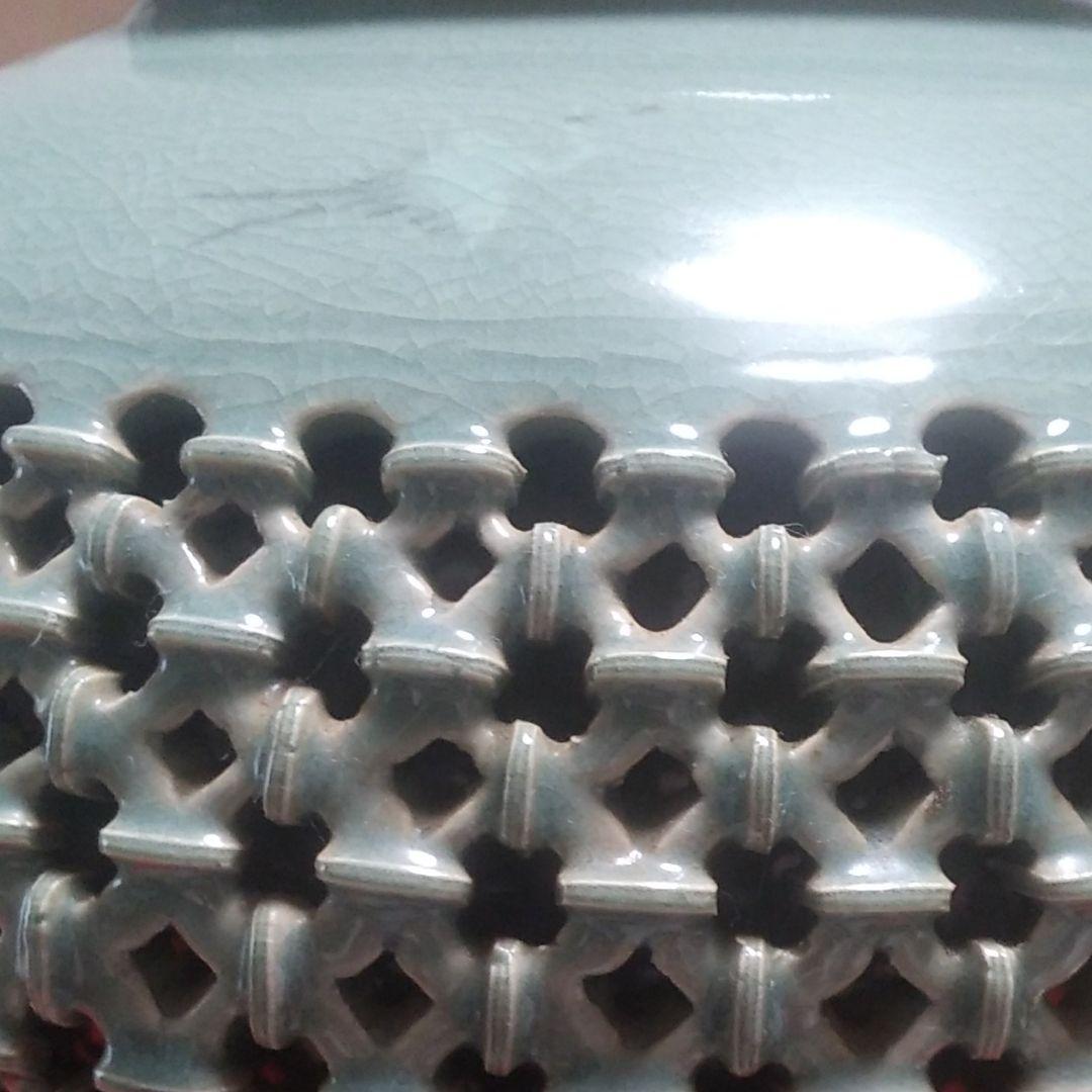 骨董・青磁の飾り壺