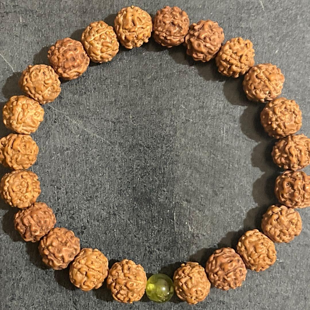 【内宇宙と繋がる】癒しと結界のお守り×ペリドット✨浄化　瞑想　希望✨✨