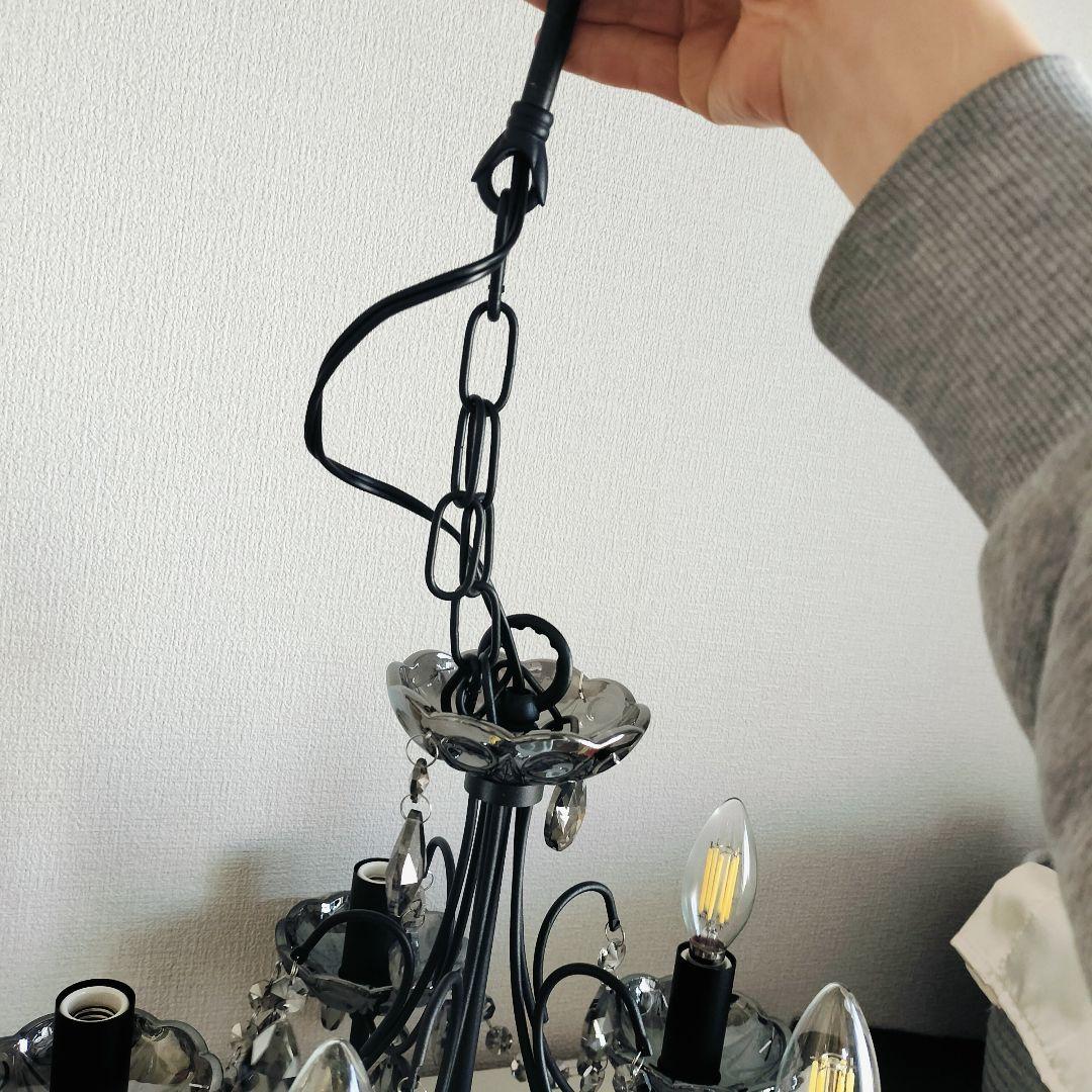 黒とクリスタルのシャンデリア 5灯式　ブラックシャンデリア　　アンティーク