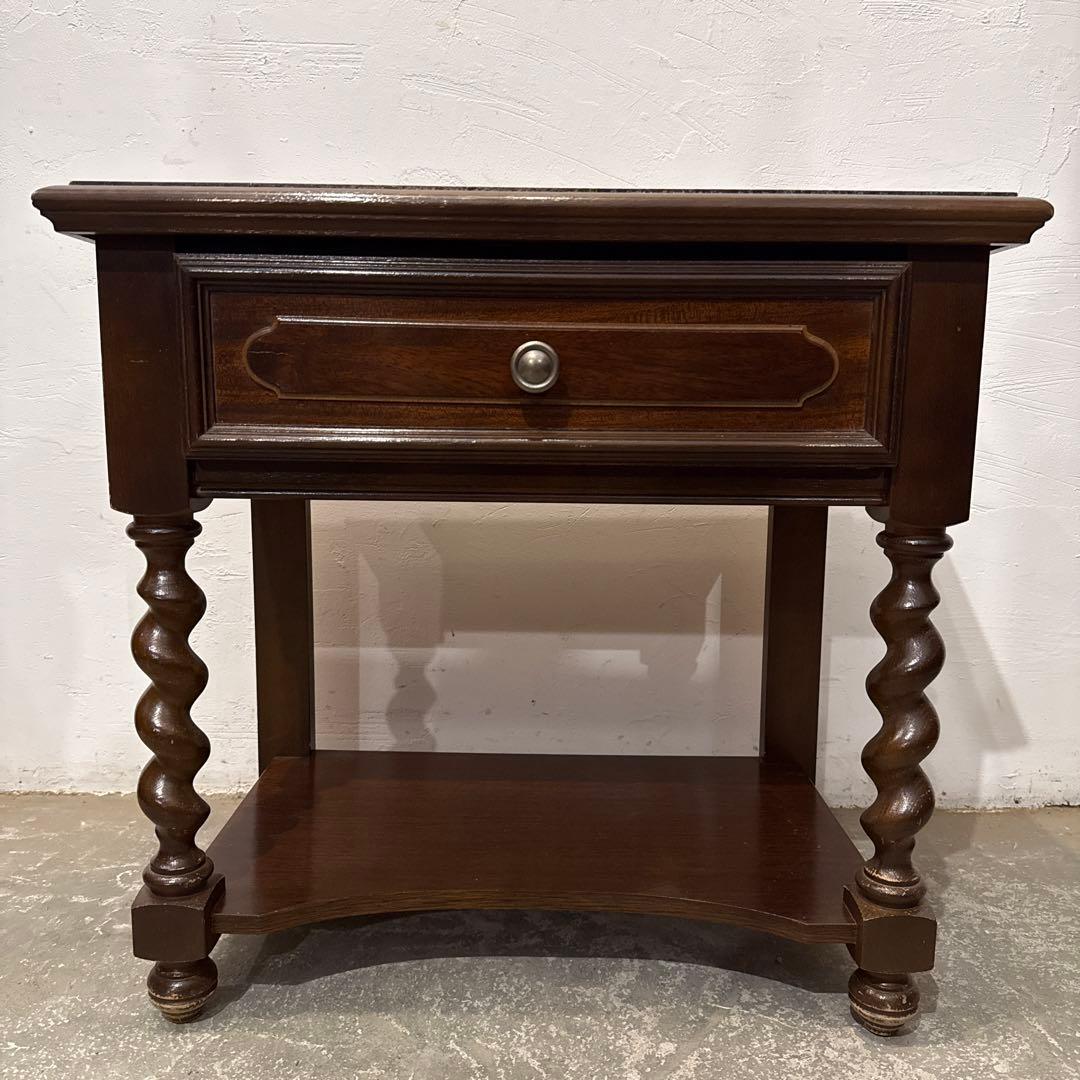 年末年始saleヴィンテージ　木製サイドテーブル　引き出し付き