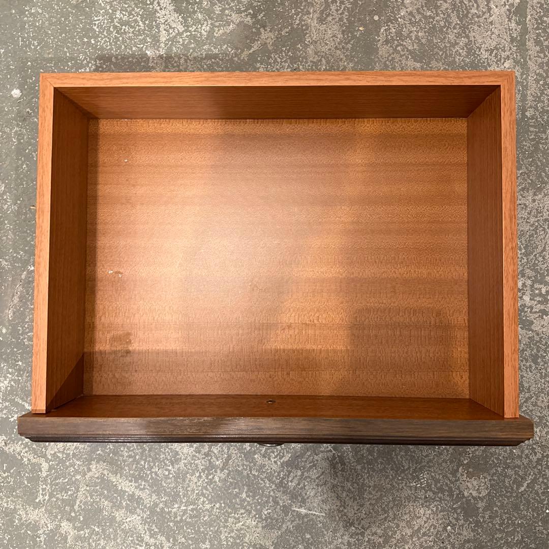 年末年始saleヴィンテージ　木製サイドテーブル　引き出し付き