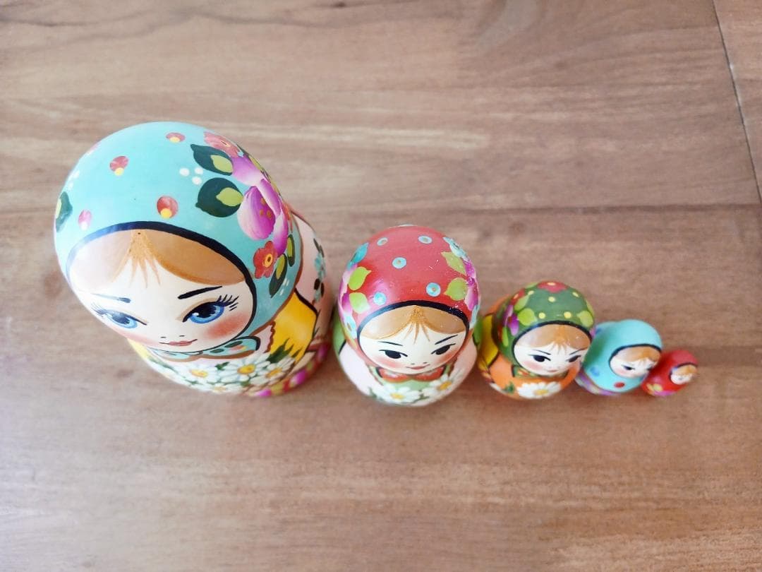 【LYH149】北欧ロシア雑貨 リューバ作のマトリョーシカ　ラマーシカ