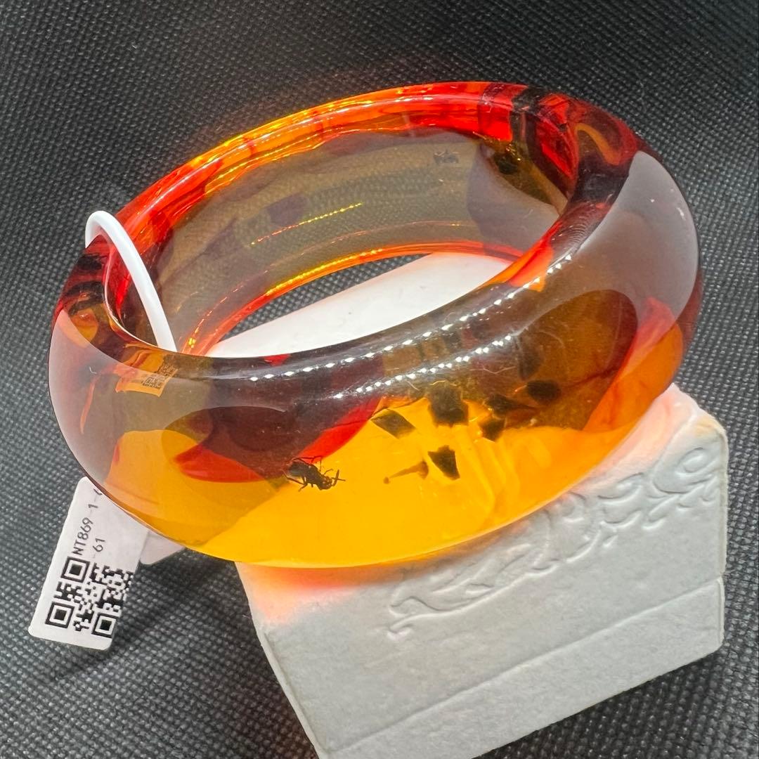 虫入ハニーアンバー琥珀幅広タイヤ形のバンクル　AB1022