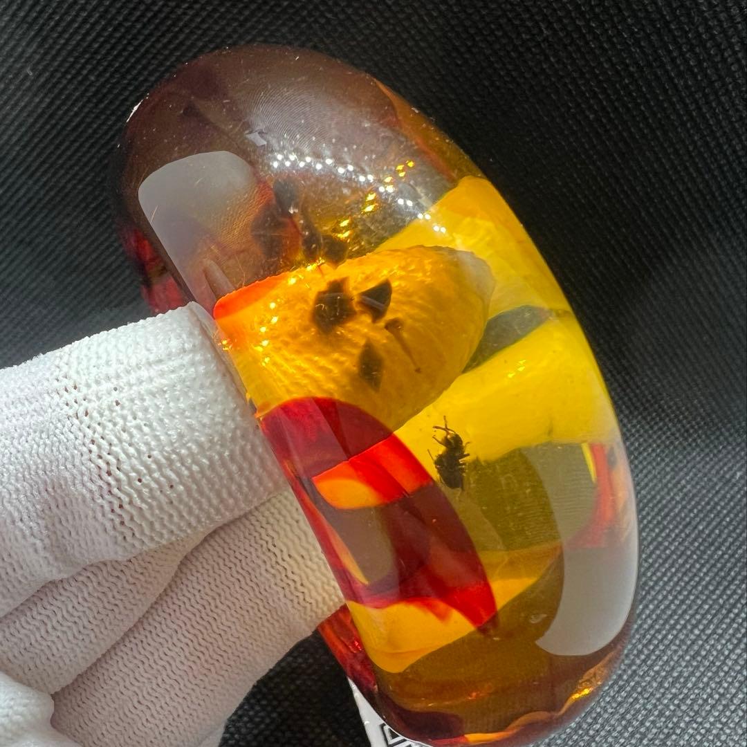 虫入ハニーアンバー琥珀幅広タイヤ形のバンクル　AB1022