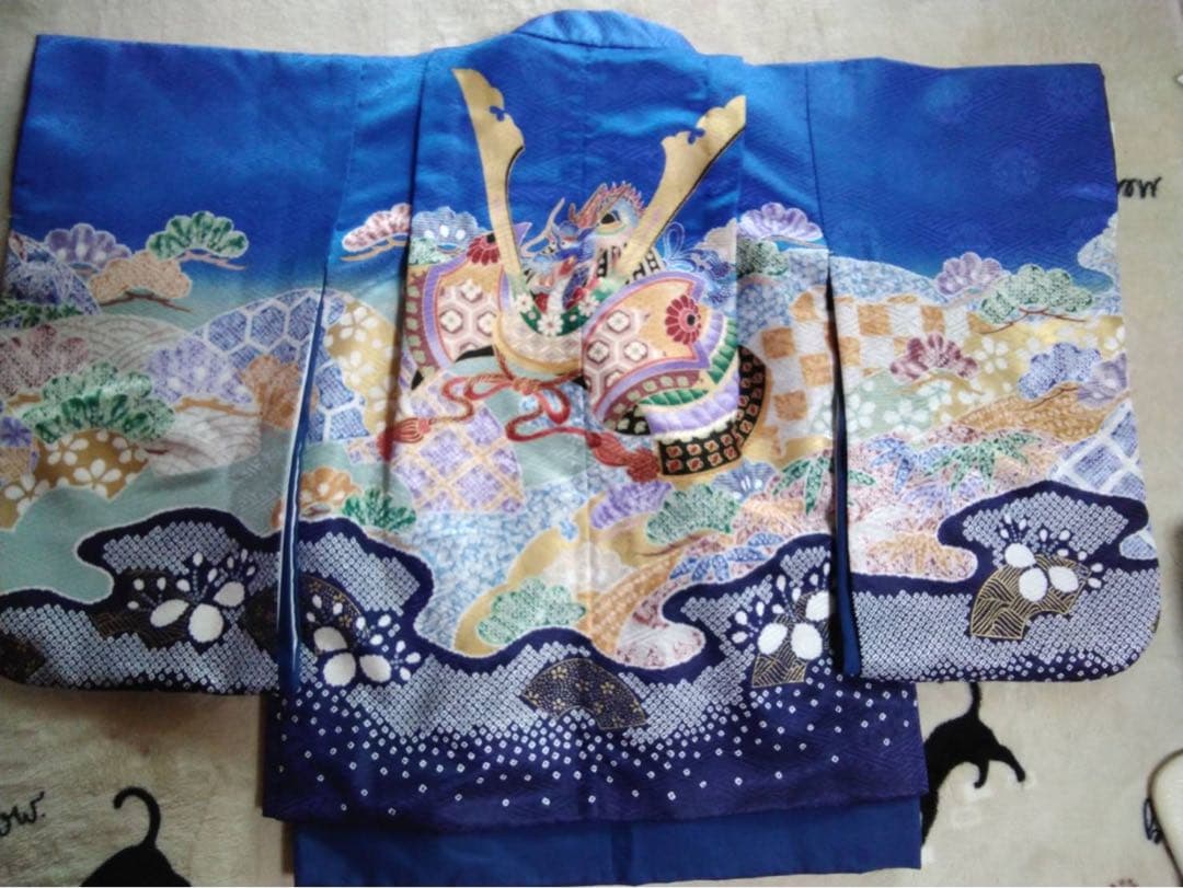 男の子用・3歳向け・化繊・袴とお着物のセットです