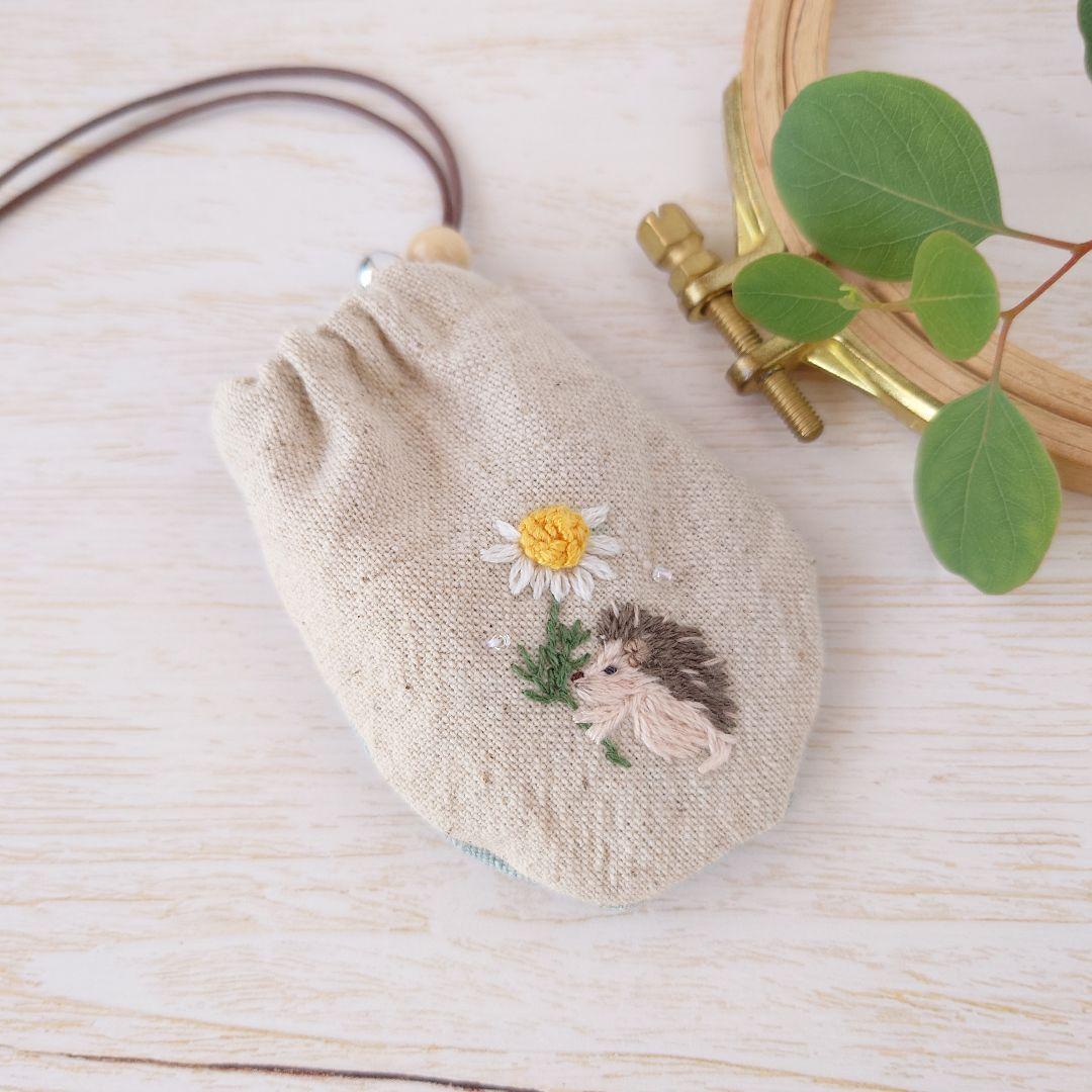 【専用】ちっちゃなりんりんお守りサシェ /巾着サシェ【はりねずみ君の日傘】