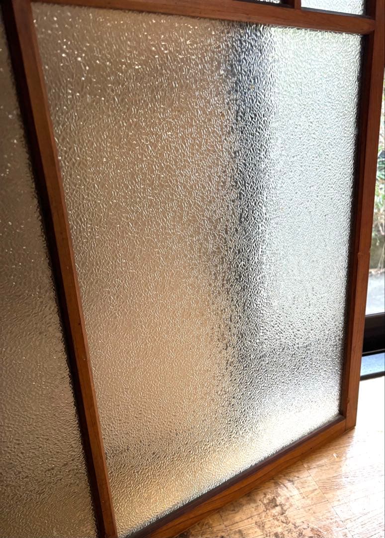 昭和20年代 食器棚 引き戸　型板ガラス 木枠 建具60×106cm｜2枚セット