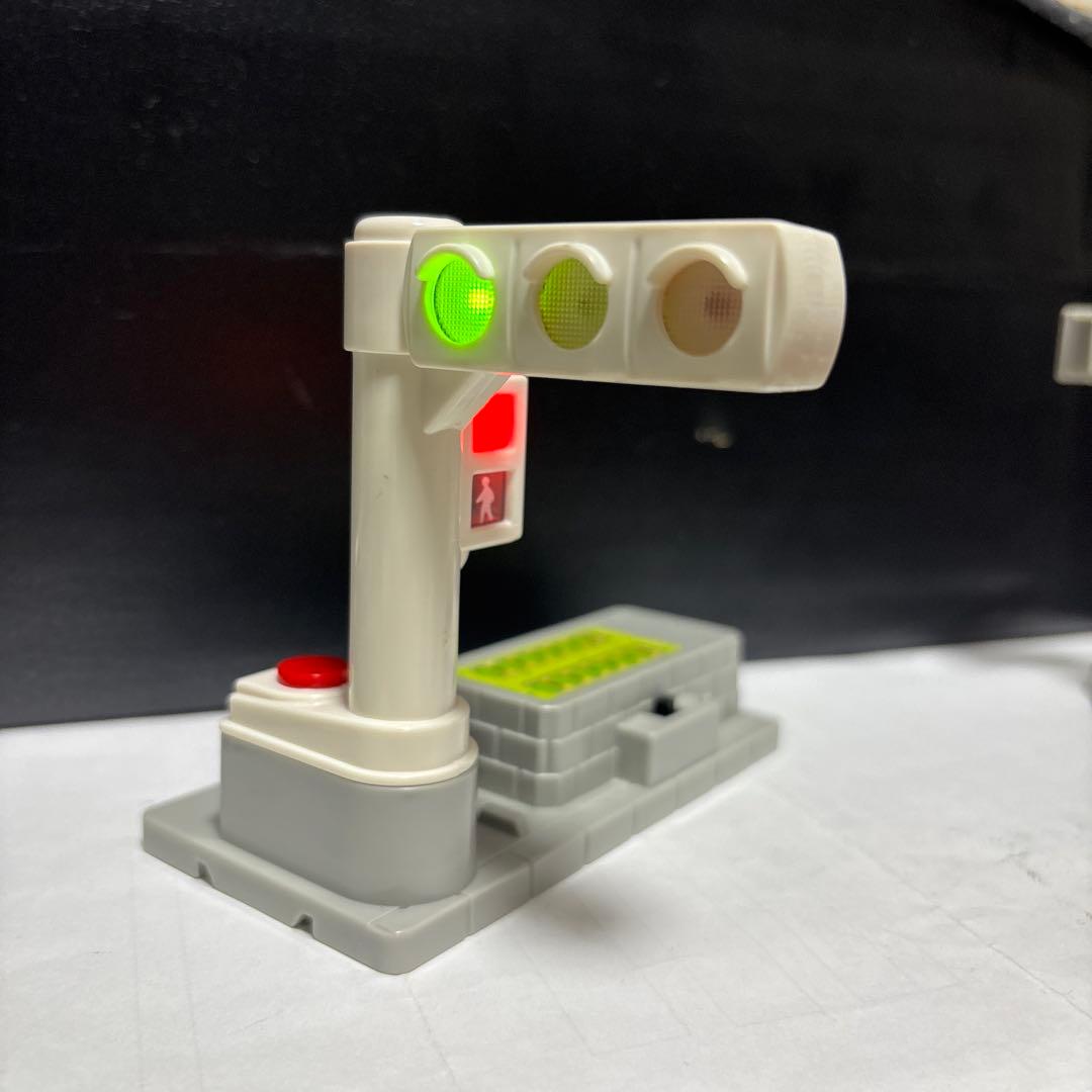 トミカタウン 信号機セット 新旧 ジャンク品 - メルカリ