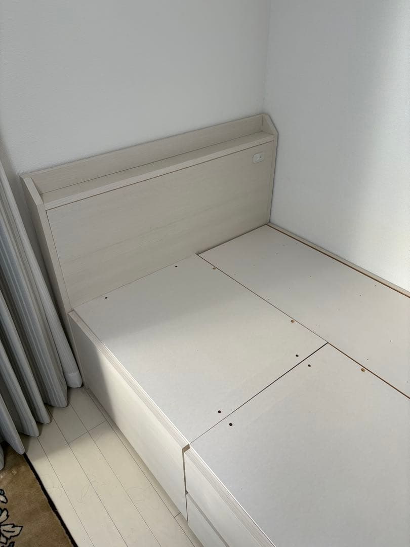 ニトリ ホワイト シングル ベッドフレーム 収納