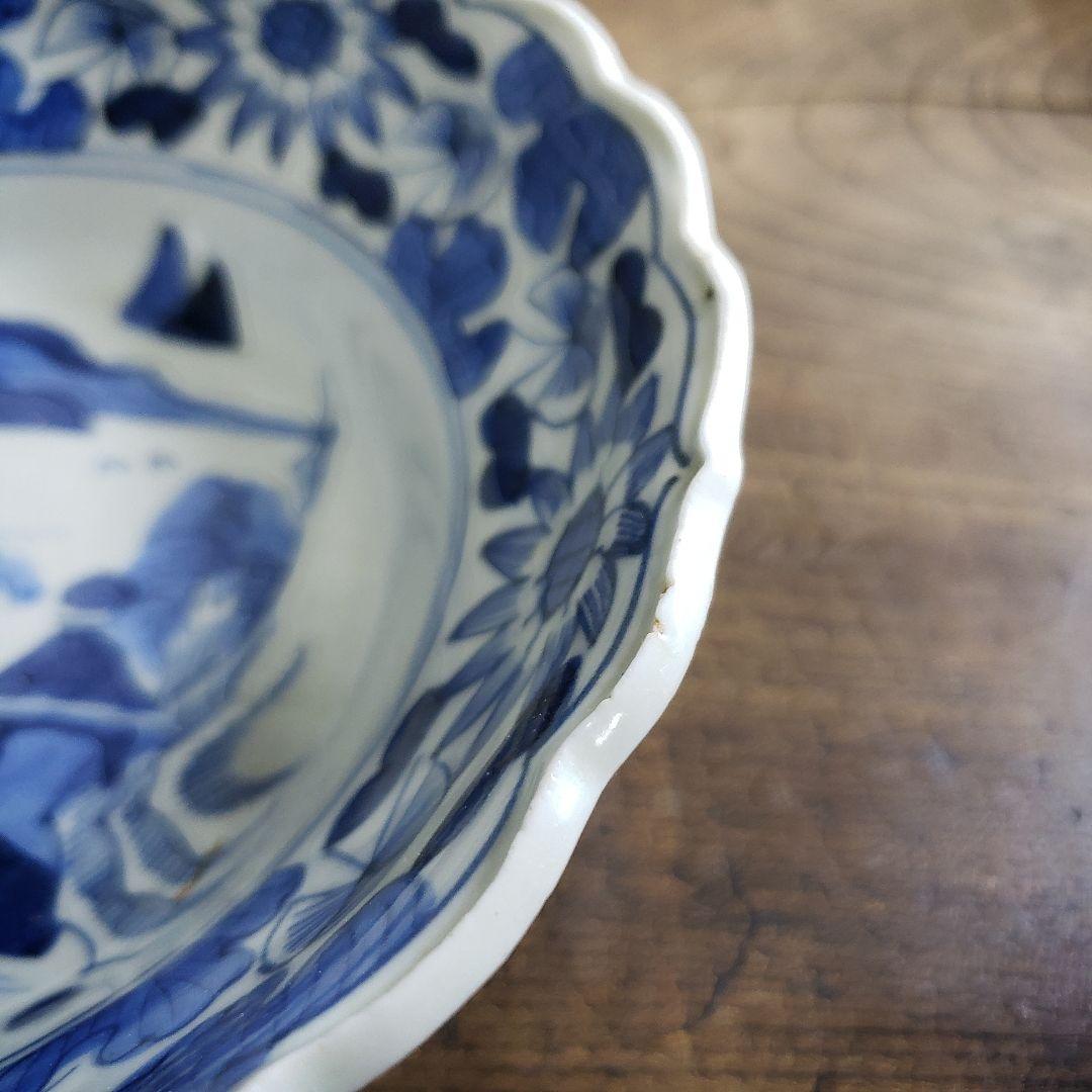 古伊万里 鉢 染付 山水図 草花蝶 唐草 花蝶模様 輪花 江戸