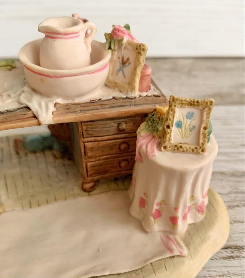 化粧台 ブランブリーヘッジ フィギュリン ボーダーファインアーツ