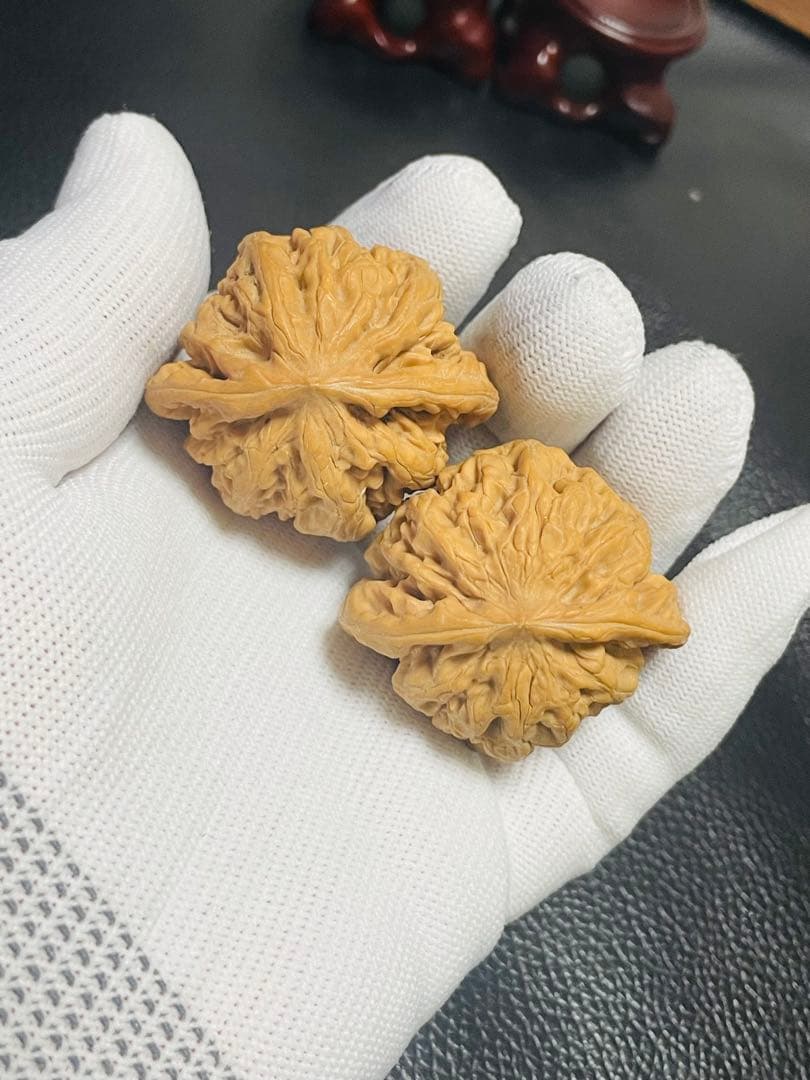 厚揚げNo.411❤️遊ぶクルミ　文玩核桃 希少変高級種平谷九龙