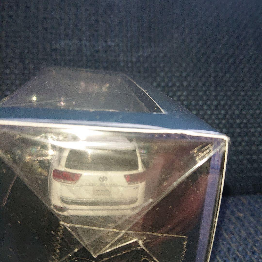 ホビージャパン トヨタ ランドクルーザー 300 ZX ホワイト ブラック