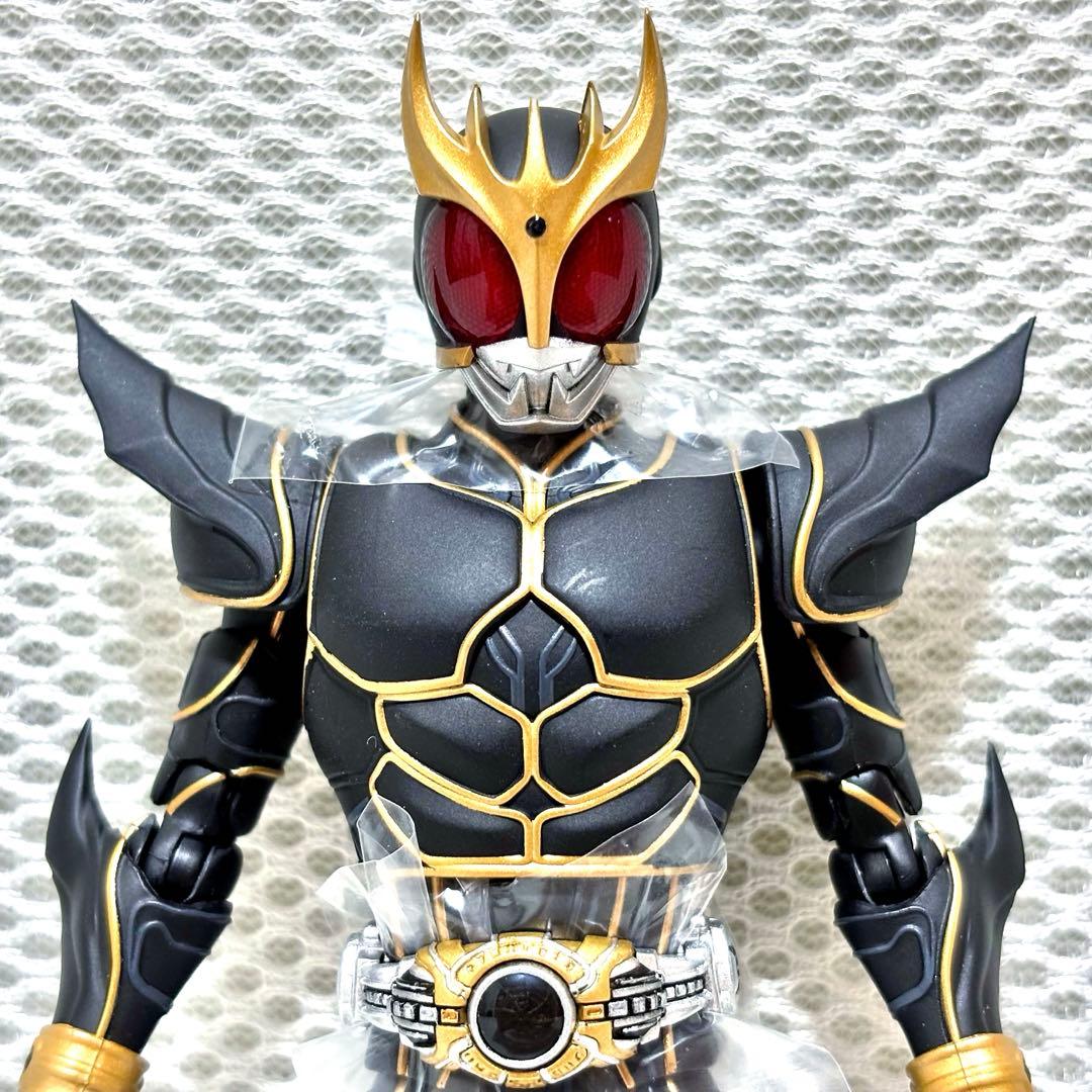 S.H.Figuarts(真骨彫製法)仮面ライダークウガ アルティメットフォーム