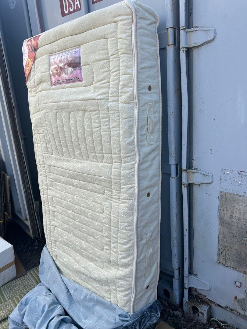 ※直接引き渡し希望！　シングルベッドマット