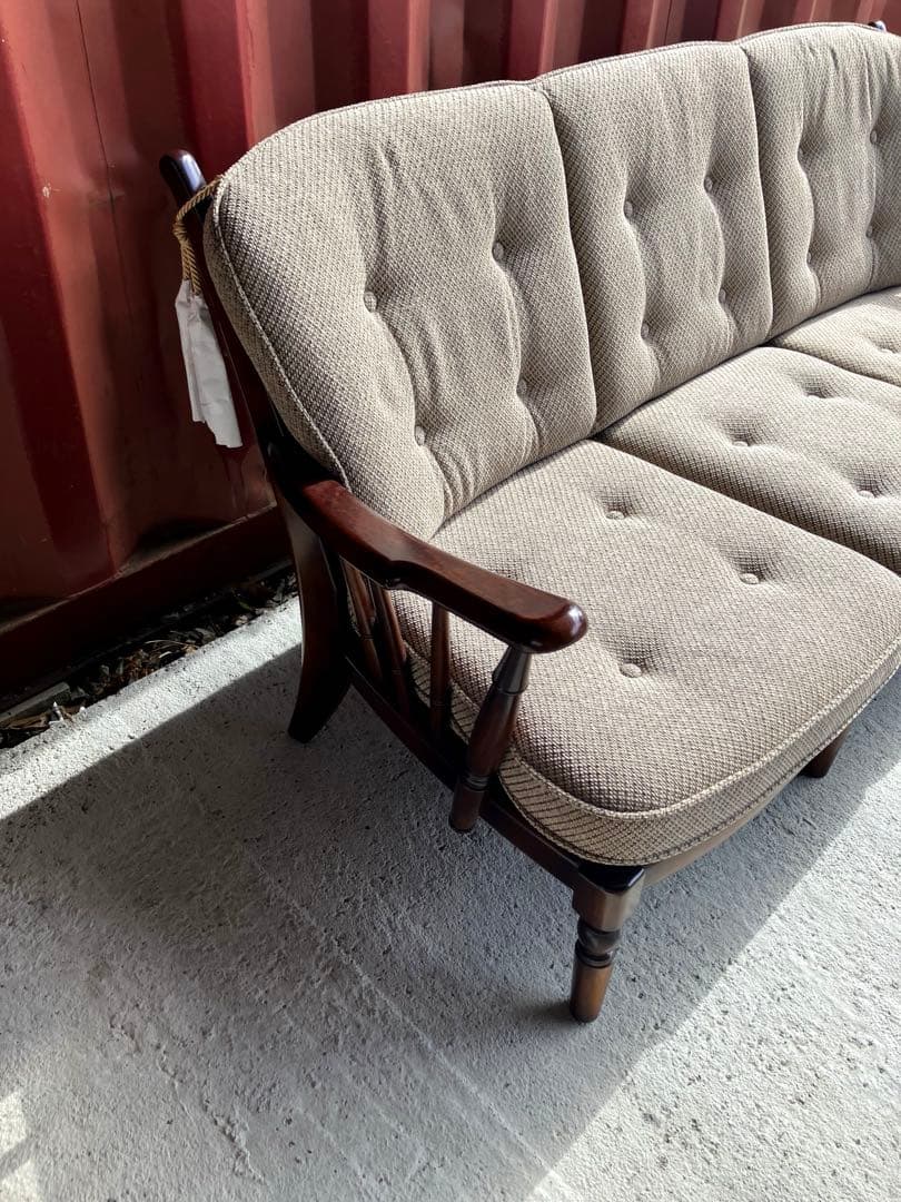 カリモク　コロニアル　3pソファー