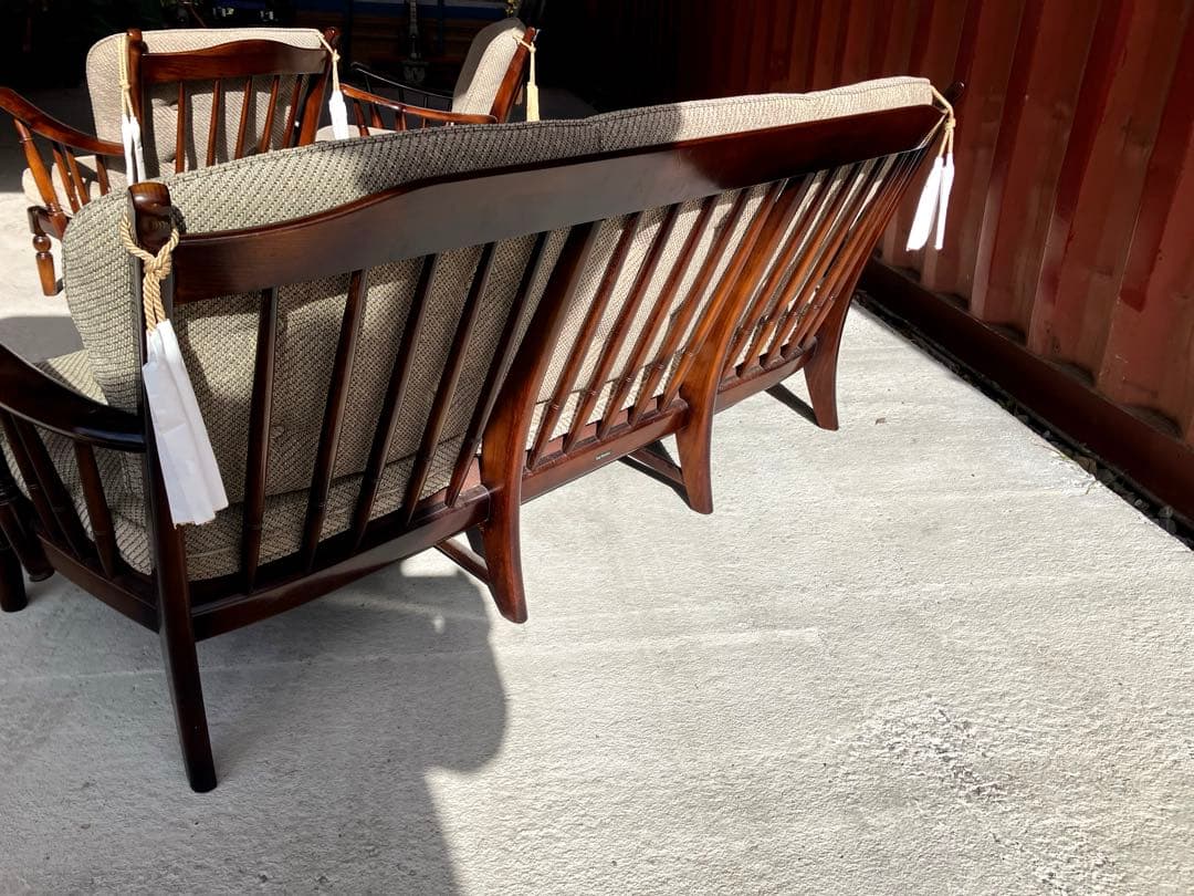 カリモク　コロニアル　3pソファー