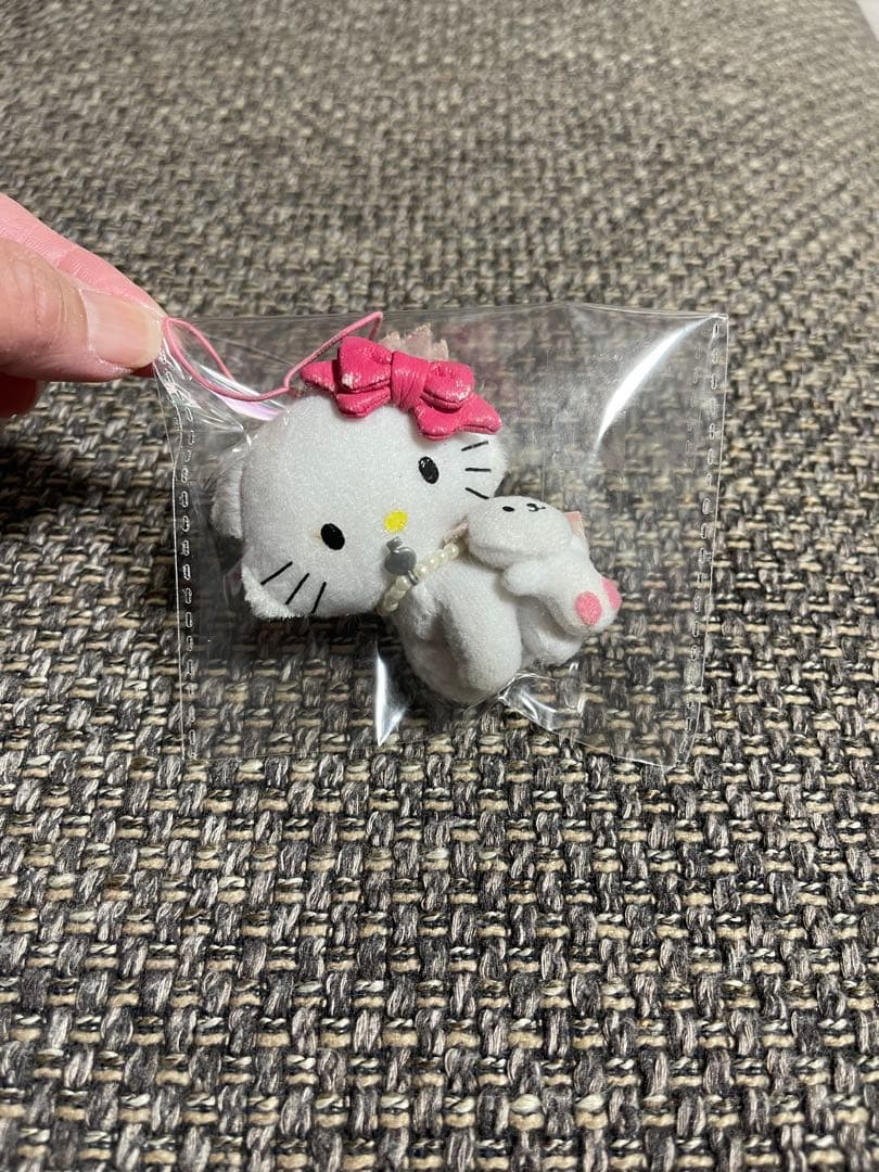 チャーミーキティ、シュガー も一緒ストラップお値下げ中です。