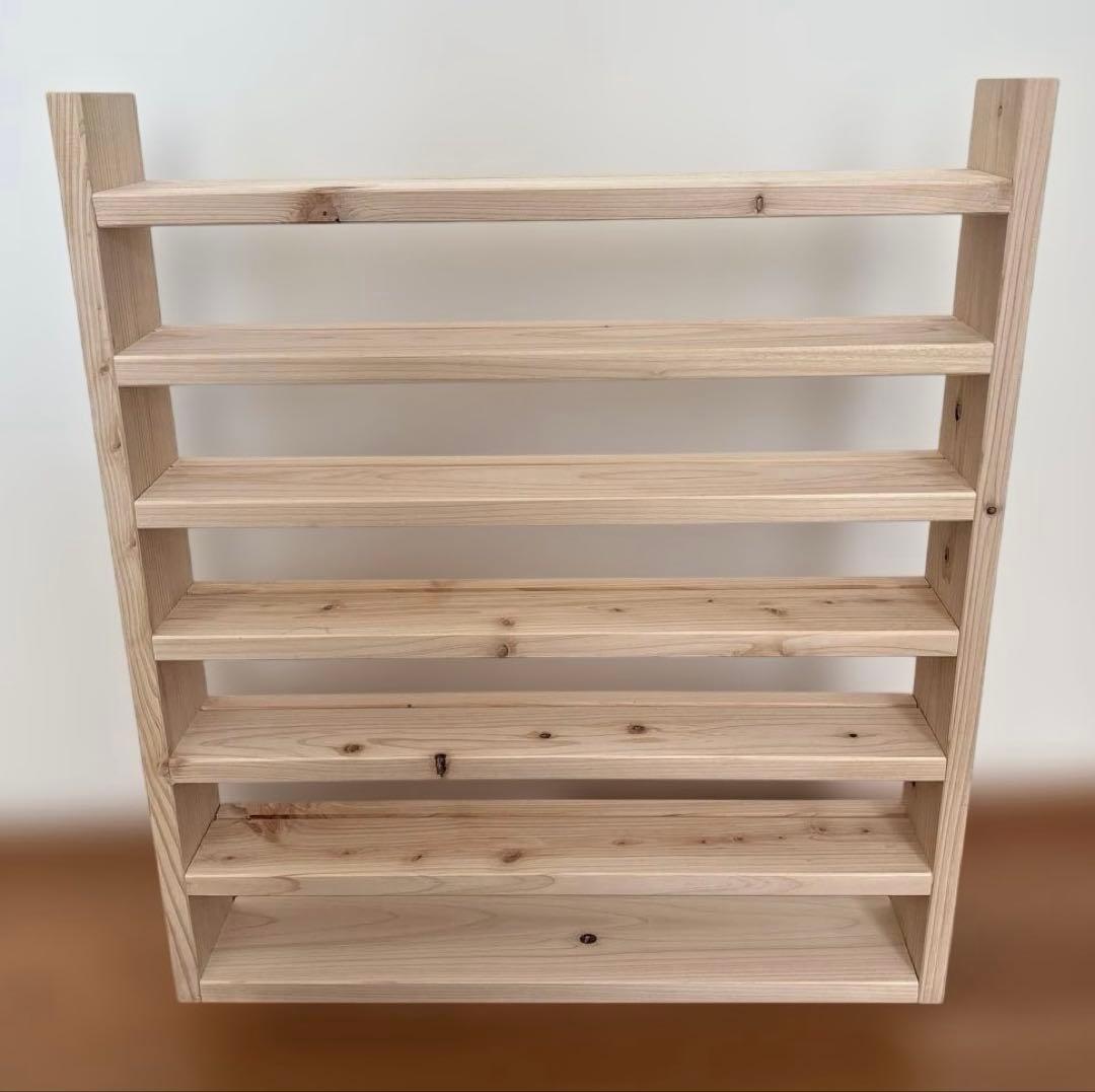 まぁ　トミカ収納棚7段　最下段幅広タイプ　ヒノキ材使用