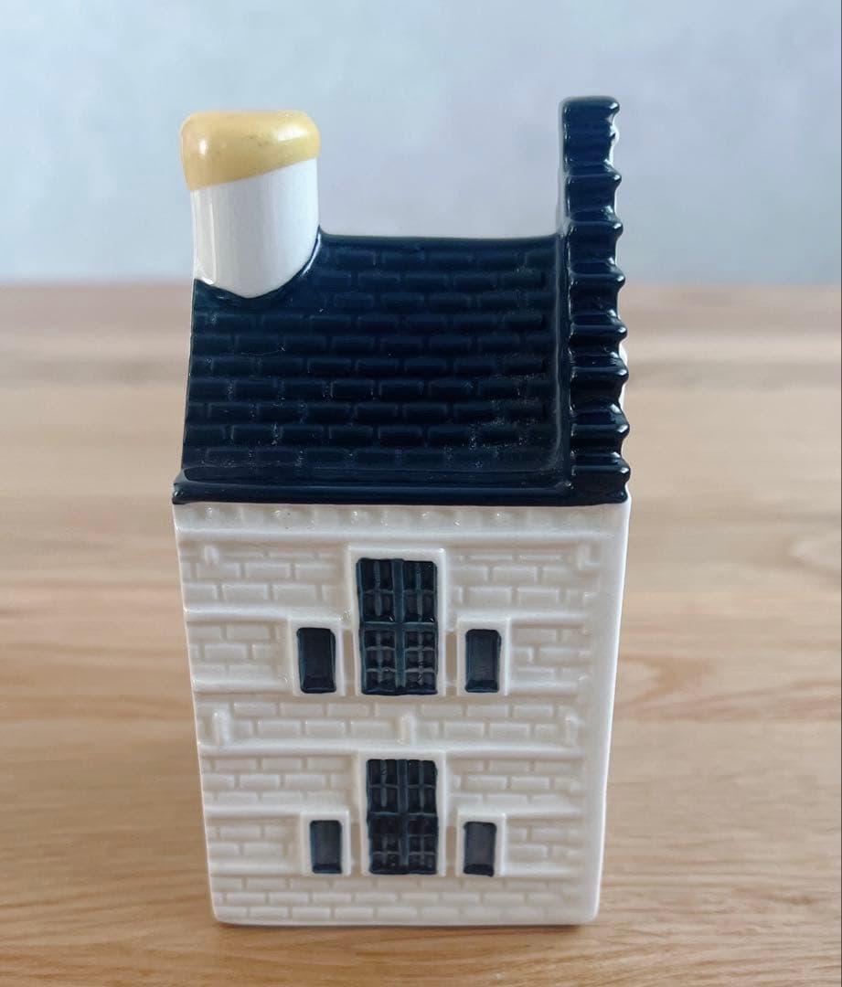 KLMオランダ航空 デルフト焼 ミニチュアハウス82 - メルカリ