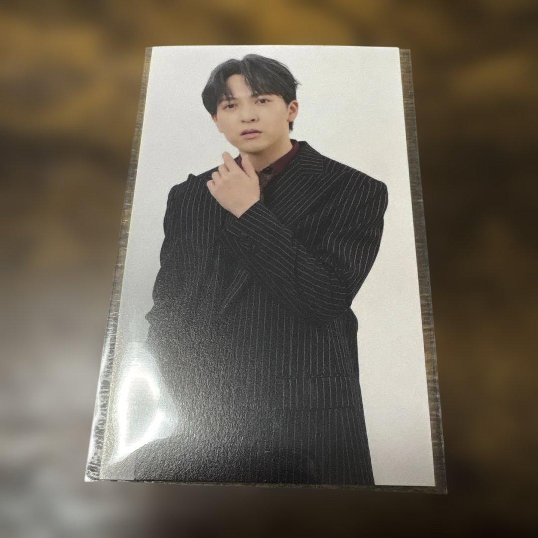 M!LK SMILE POP! 黒スーツ衣装トレカ 吉田仁人 - メルカリ