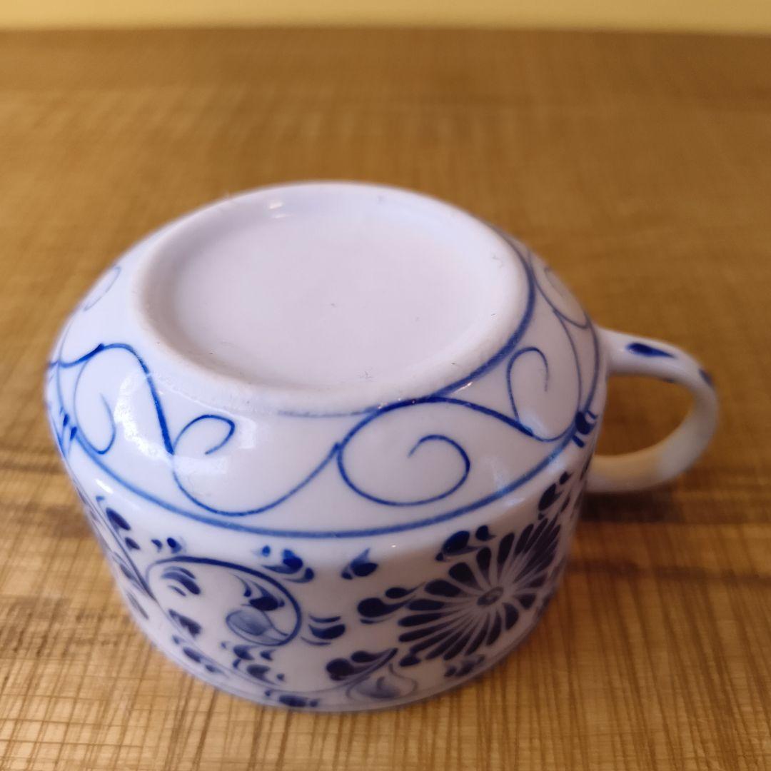 バッチャン焼 青と白の花模様 ティーカップ・ソーサー 2個セット