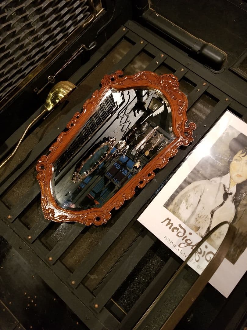 イギリス　チーク　ウッド　バロック　様式　アカンサス　無垢材　手彫り　ミラー