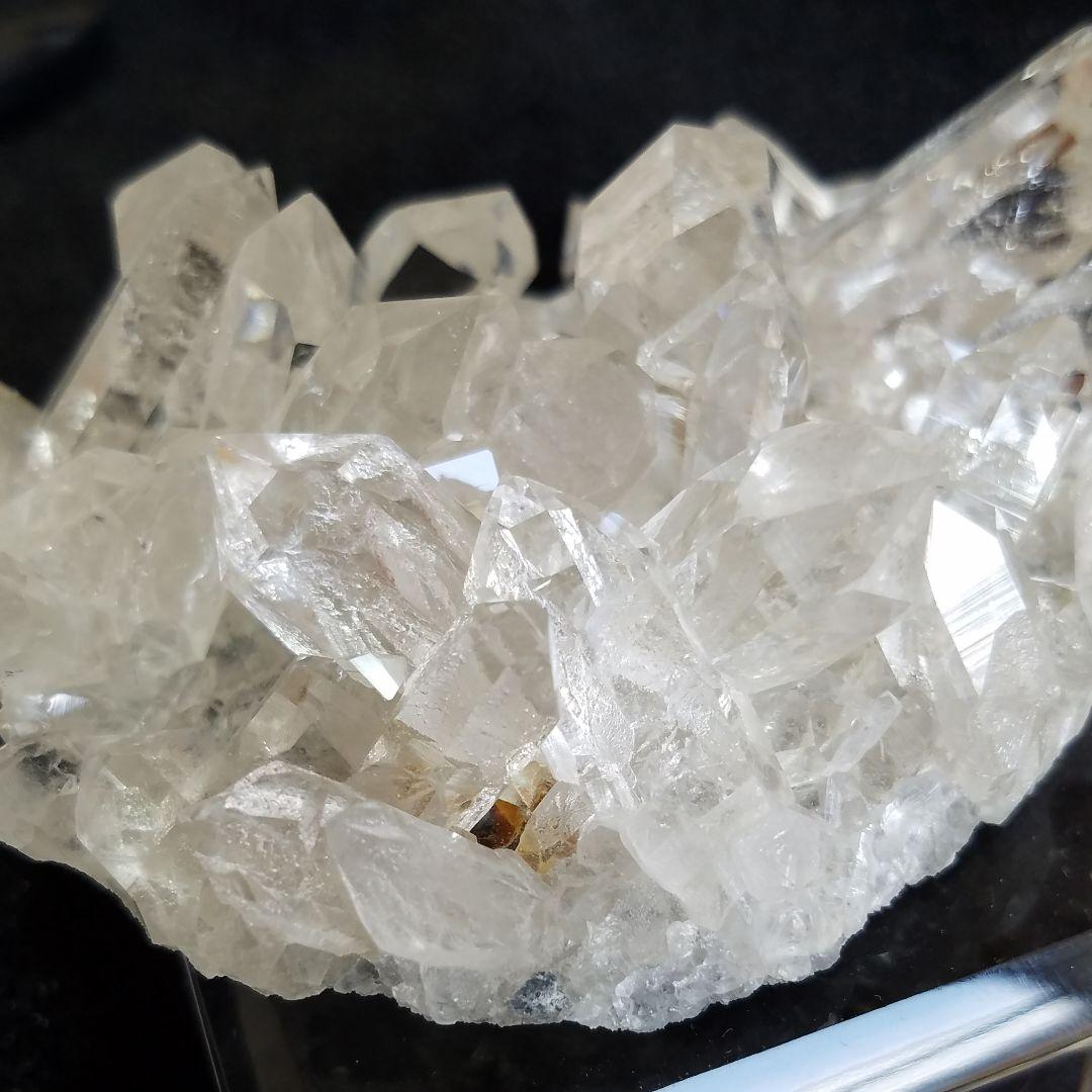 スイス産　アルプスクォーツ水晶クラスター