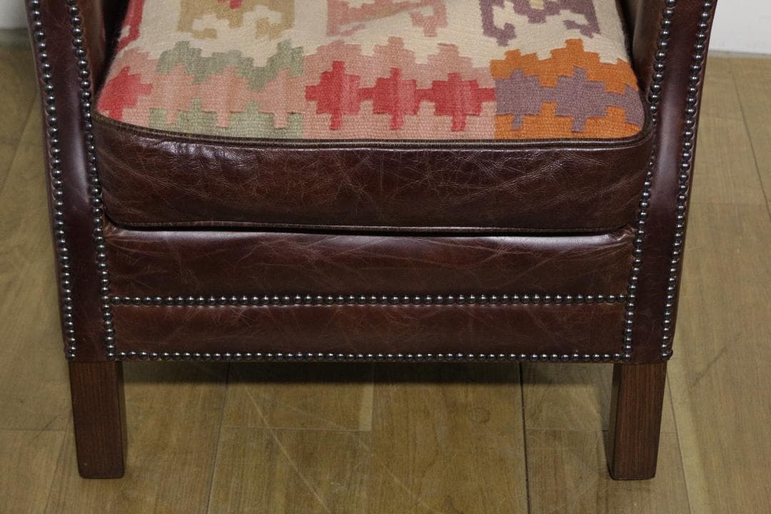 HALOハロ★アスプルンド★総本革張り★キリム座面★鋲打ち★シングルソファ★