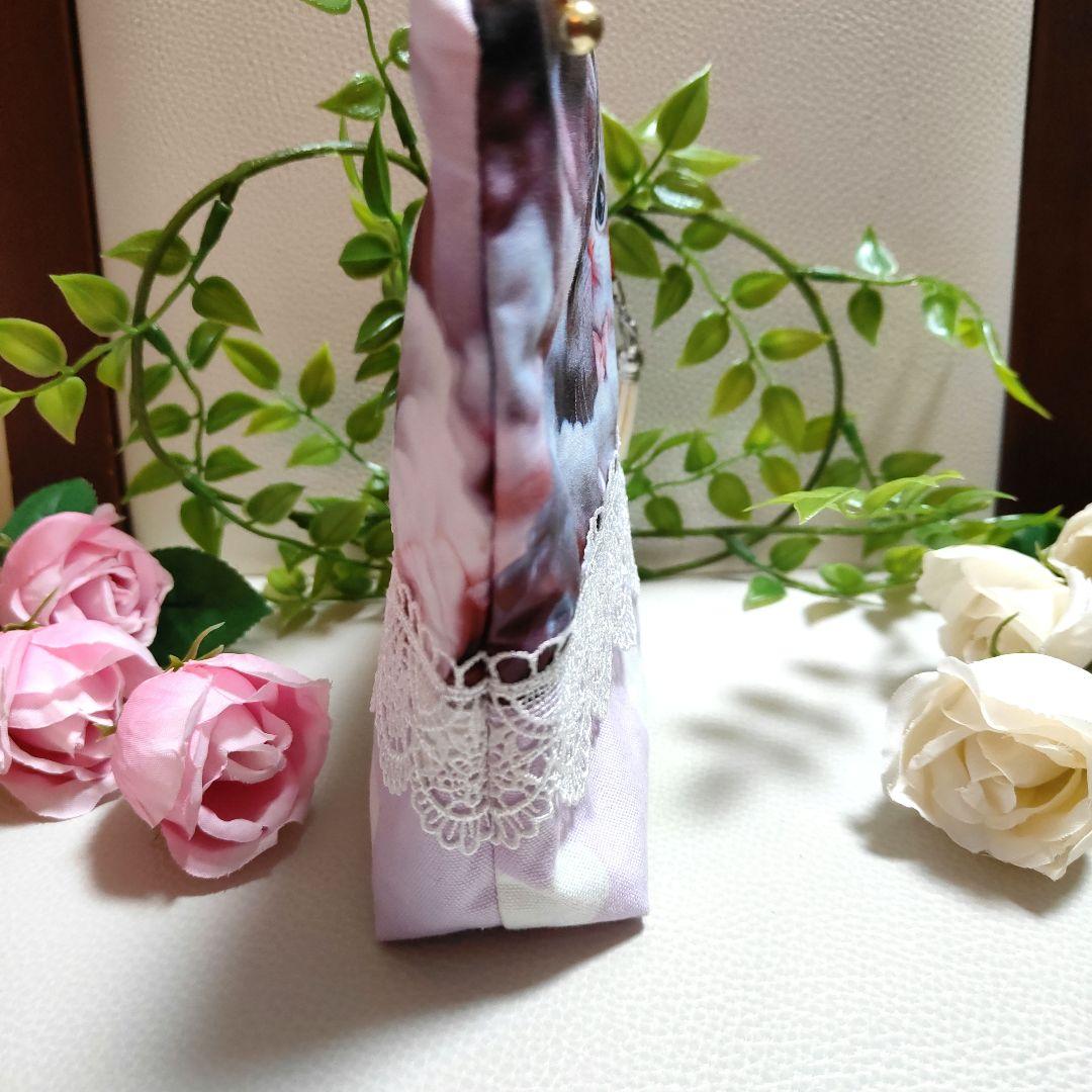 子猫デザインの布製ポーチ