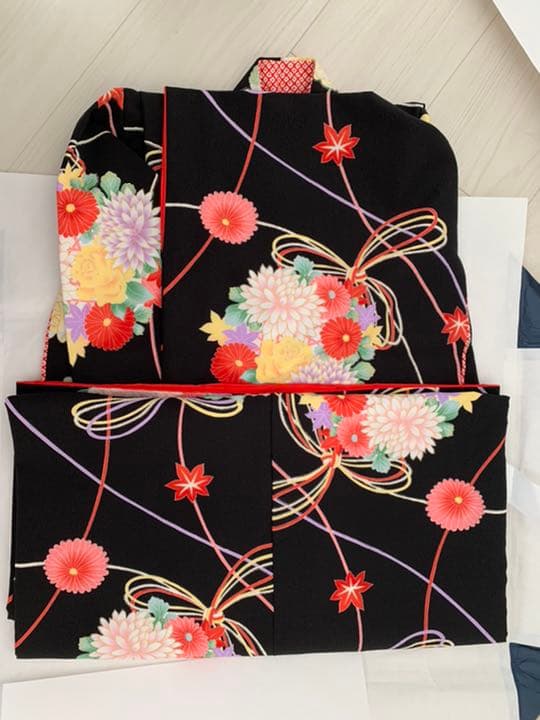 黒地に美しい花薬玉の着物とだらり帯　舞妓さんセット