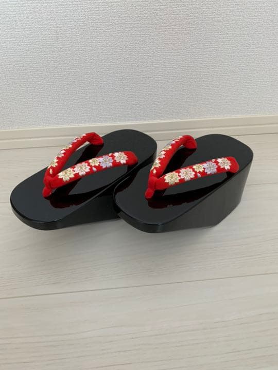 黒地に美しい花薬玉の着物とだらり帯　舞妓さんセット