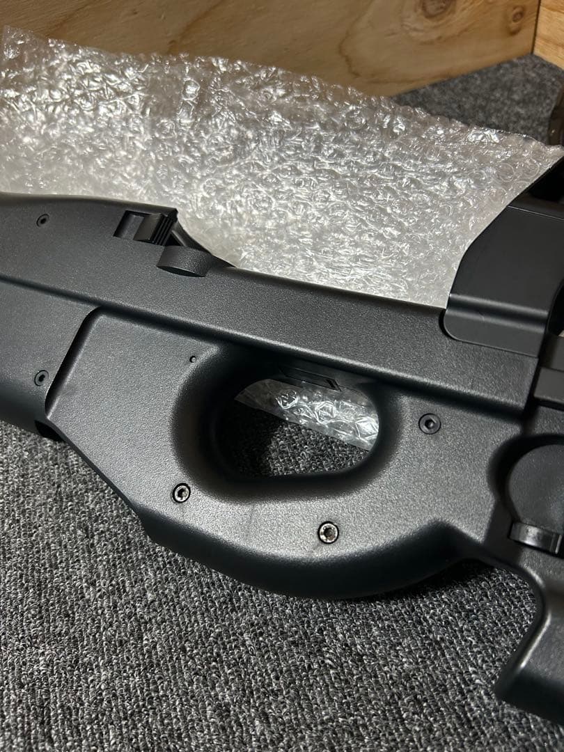 ⭐︎値下げ中⭐︎東京マルイ　P90 電動ガン 5.7x28mm