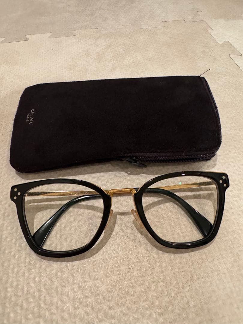 CELINEキャットアイスタイル メガネ(度あり)