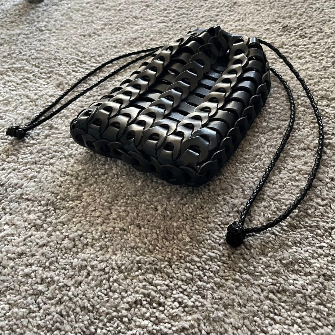 il micio イルミーチョ 巾着 Boho ブラック 黒 牛皮 レザーポーチ