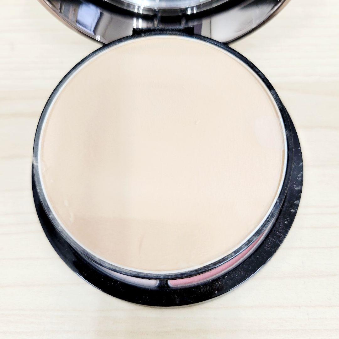 BRILLIAGE パウダーファンデーション チーク メイクアップベース リップ